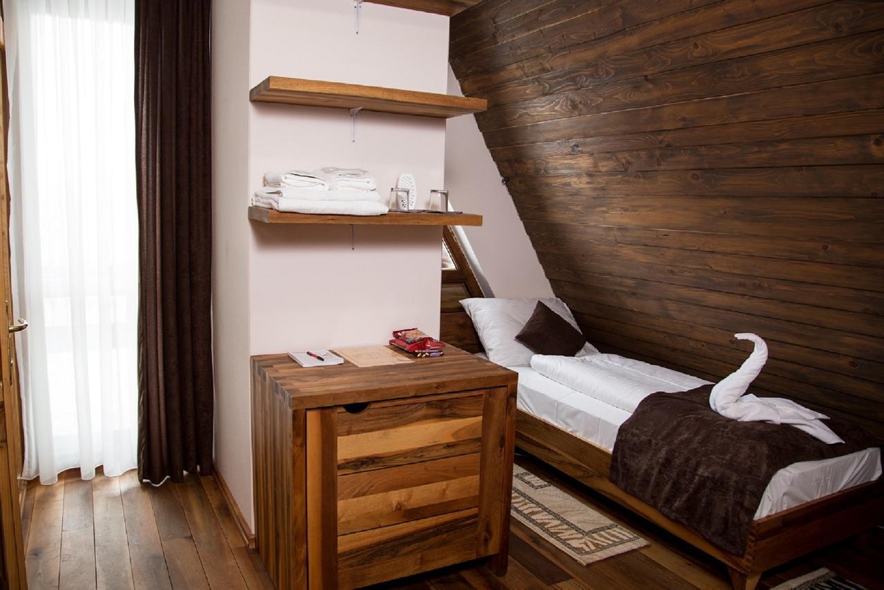 Hotel Babino Brdo Derventa Exterior photo